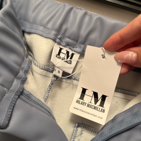 Hilary MacMillan Faux Leather leggings with zippers - Picture 2 of 7